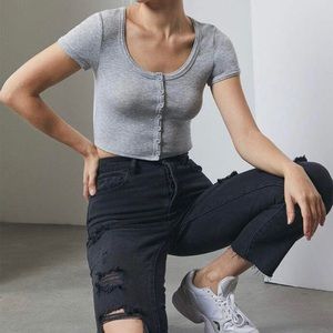 PACSUN LOTTIE MOSS BUTTON UP CROP TOP